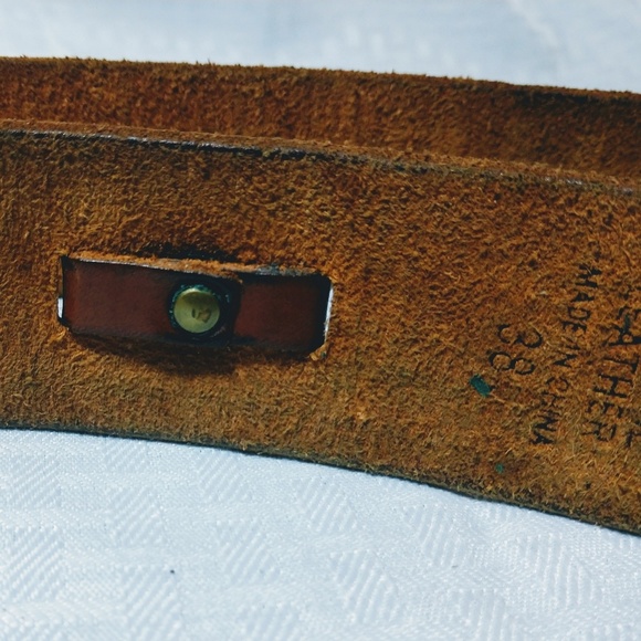 Ambercrombie Leather Belt w/ Brass Bucle - Picture 5 of 8